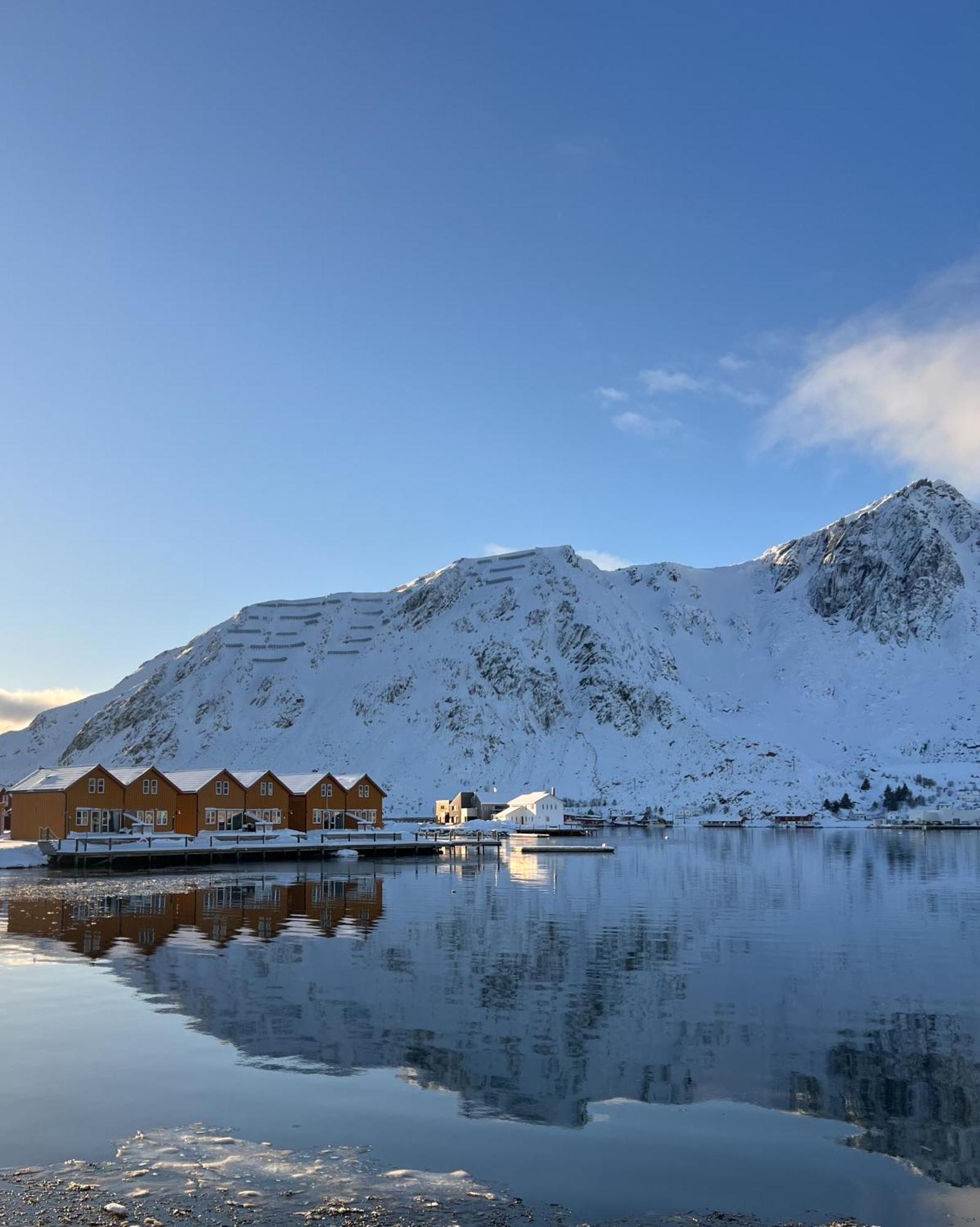 Ferienhaus Charming Waterfront In Ballstad, Lofoten *